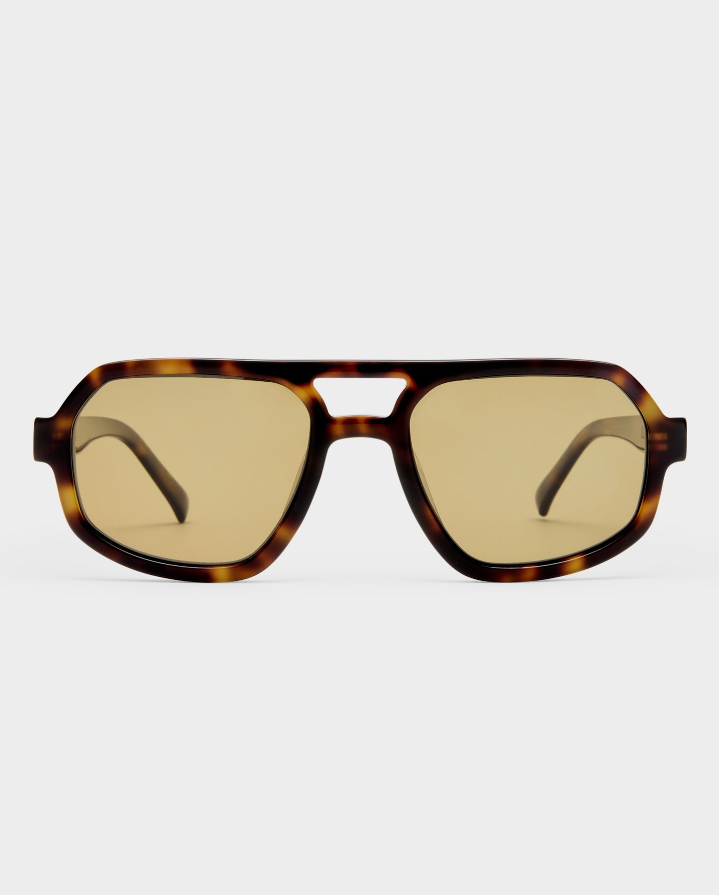 The Banks Moss Tort Female Aviator Sunglasses | Luv Lou