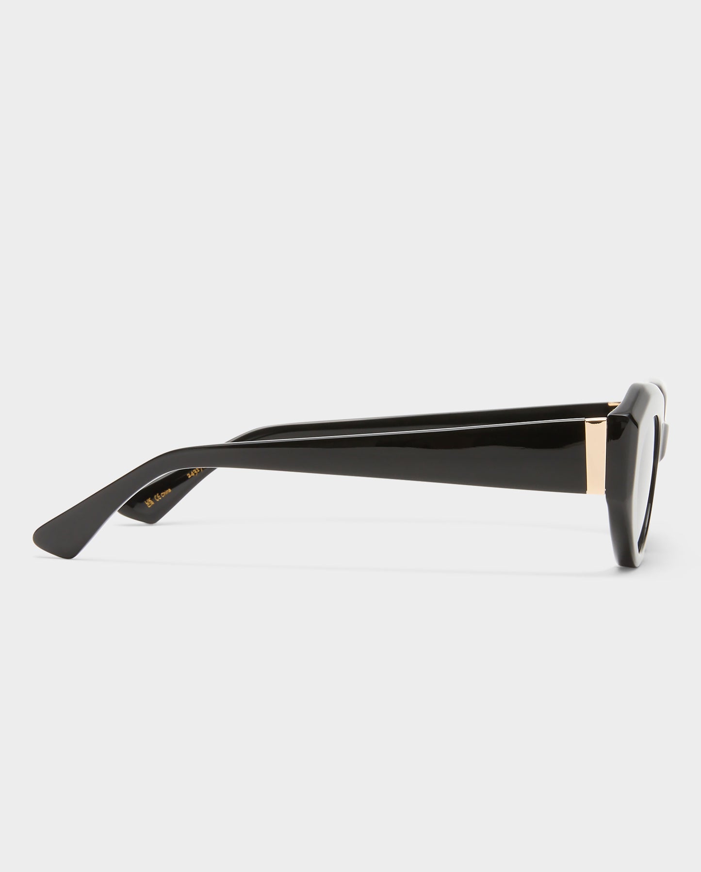 The Goldie Black Female Cat-Eye Sunglasses | Luv Lou