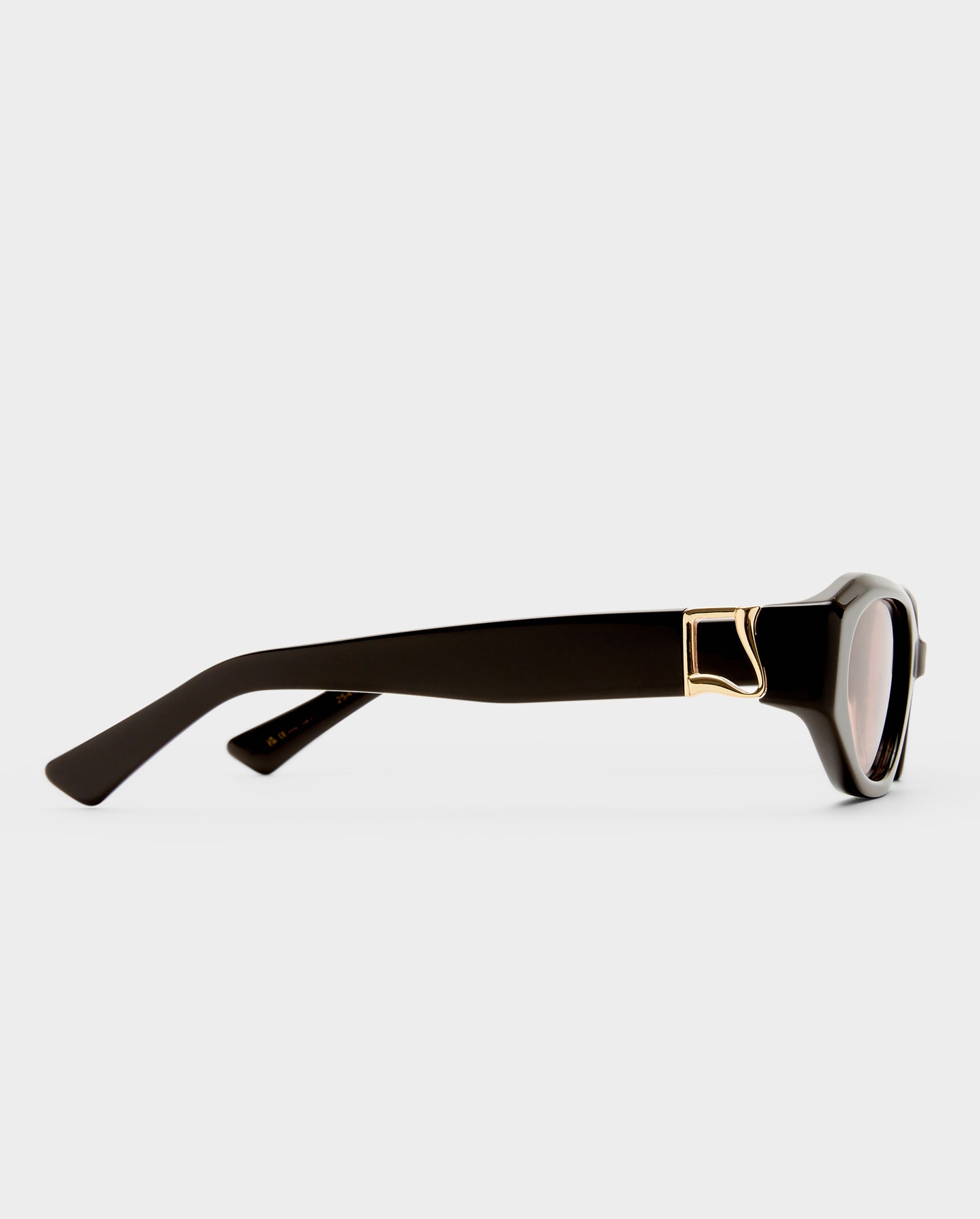 The Freddie Dark Chocolate Female Oval Sunglasses | Luv Lou