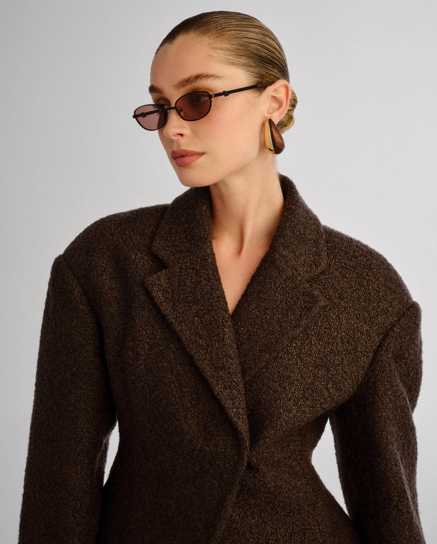 The Brooklyn Black Female Oval Sunglasses | Luv Lou