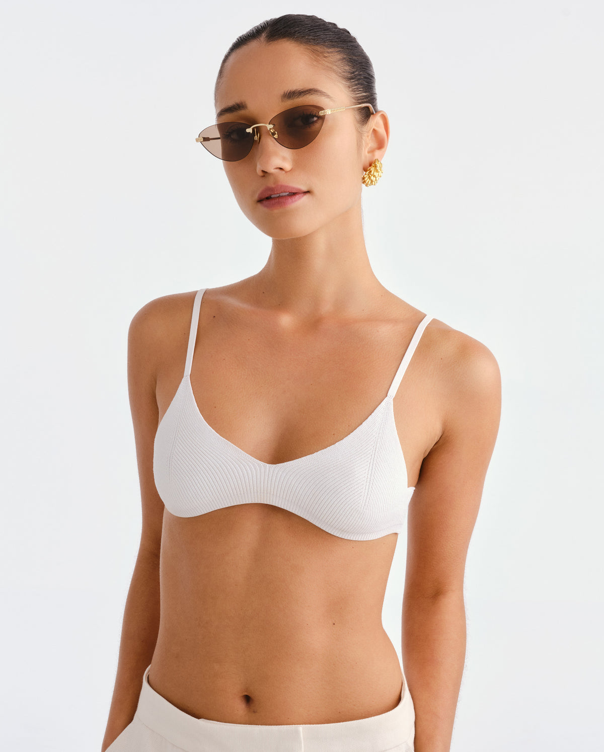 The Juni Gold Female Cat-Eye Sunglasses | Luv Lou