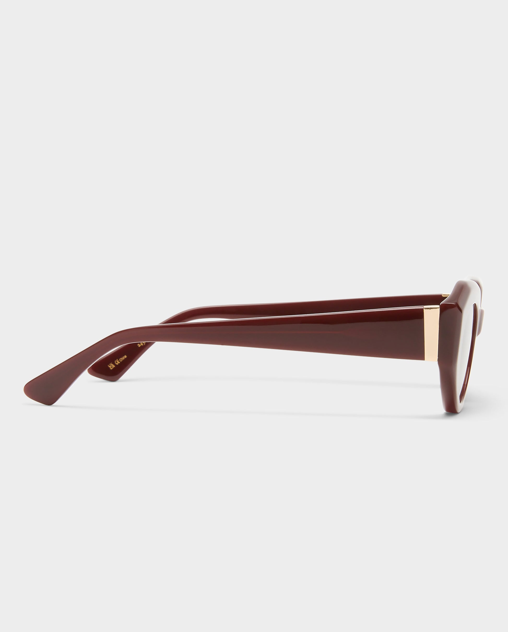 The Goldie Cherry Female Cat-Eye Sunglasses | Luv Lou