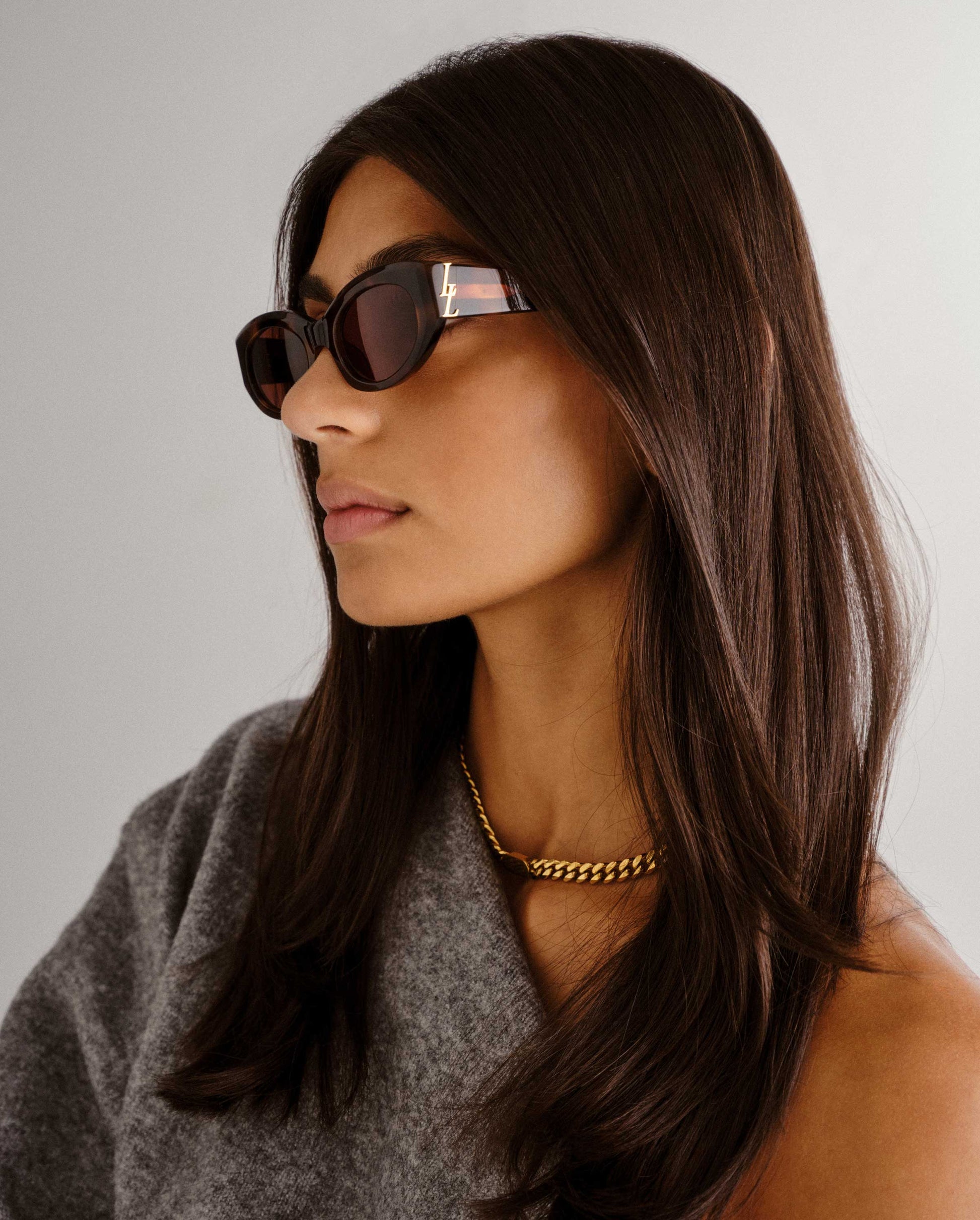 The Juliet Dark Tort Female Oval Sunglasses | Luv Lou