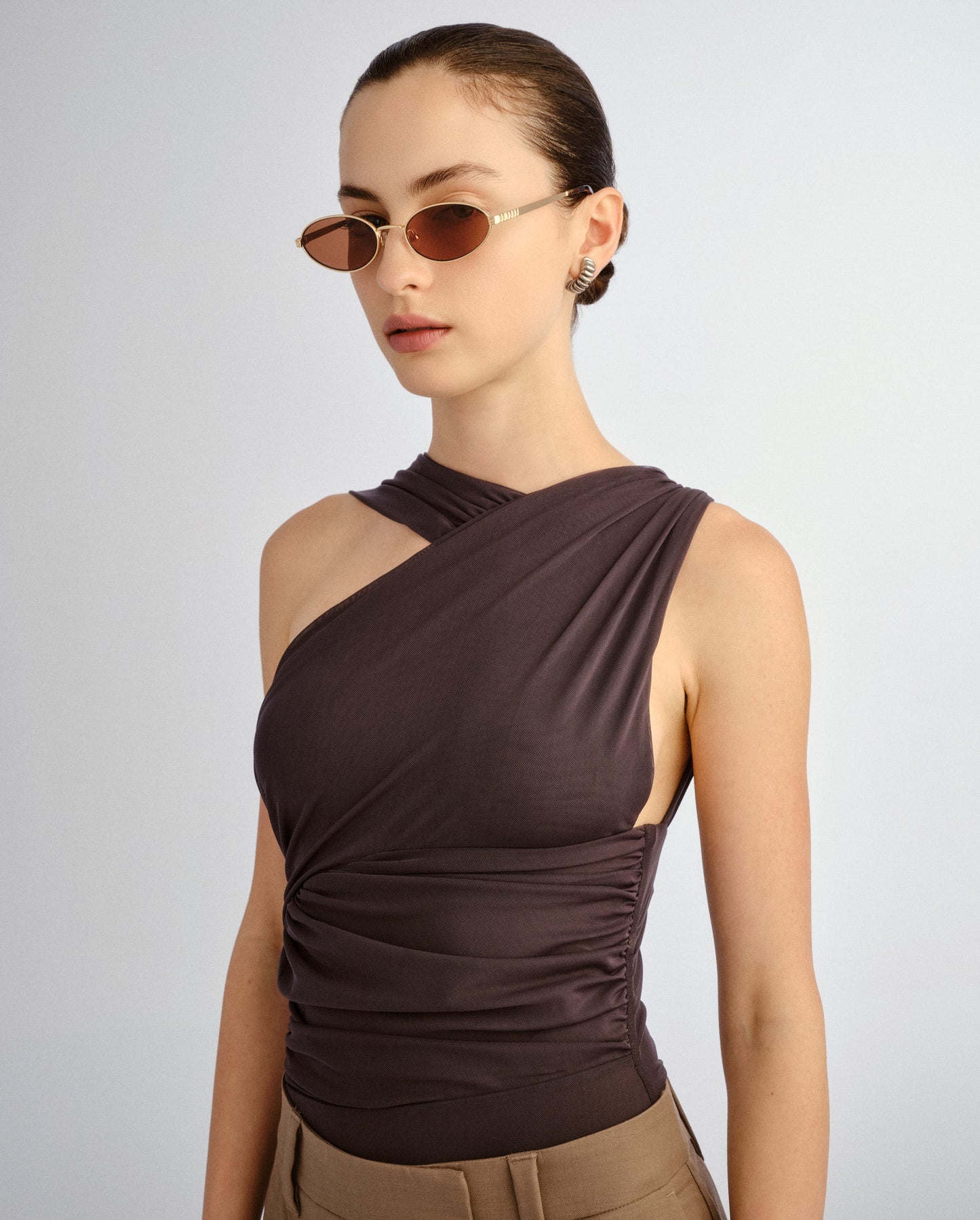 The Kendall Gold Female Oval Sunglasses | Luv Lou