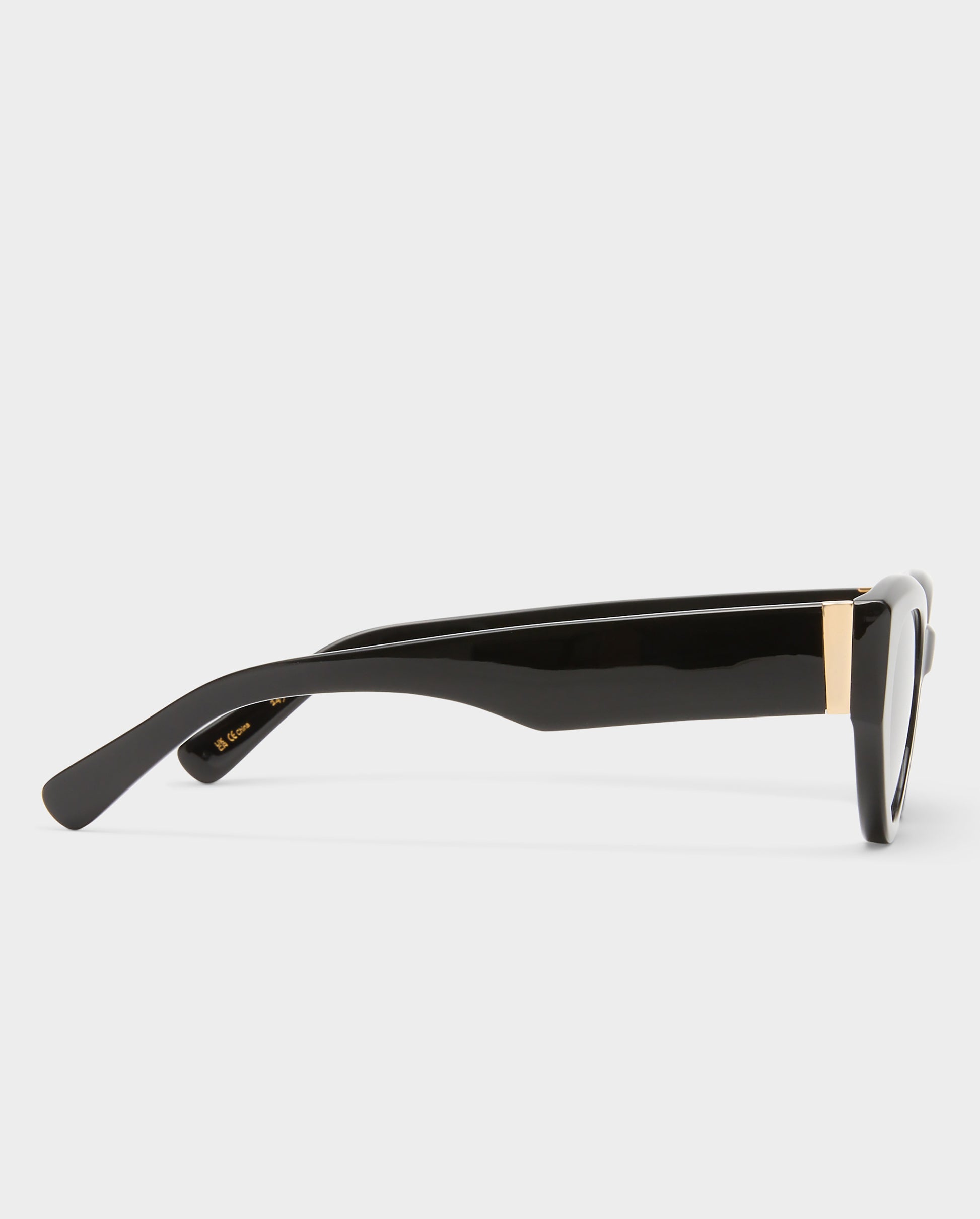 The Poppy Black Female Cat-Eye Sunglasses | Luv Lou