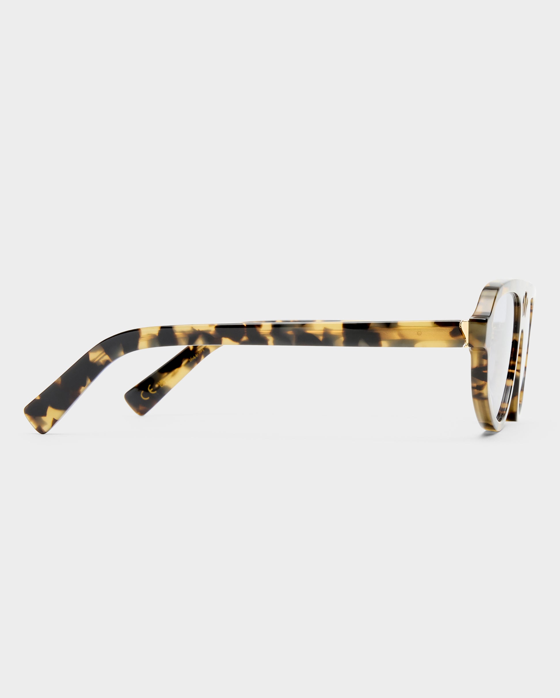 The Dakota Maple Tort Female Aviator Sunglasses | Luv Lou